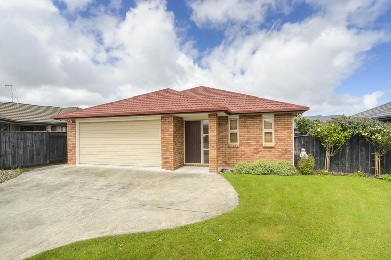Photo of property in 7 Angelina Way, Kelvin Grove, Palmerston North, 4414