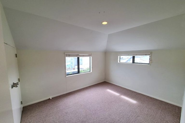 Photo of property in 8 Princess Street, Newtown, Wellington, 6021