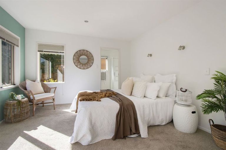 Photo of property in 10 Riverside Place, Katikati, 3129