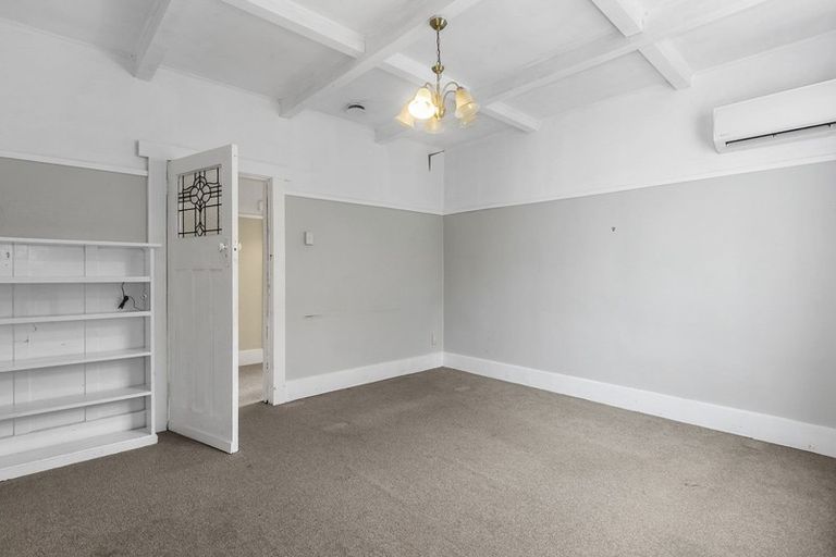 Photo of property in 236 Taieri Road, Wakari, Dunedin, 9010