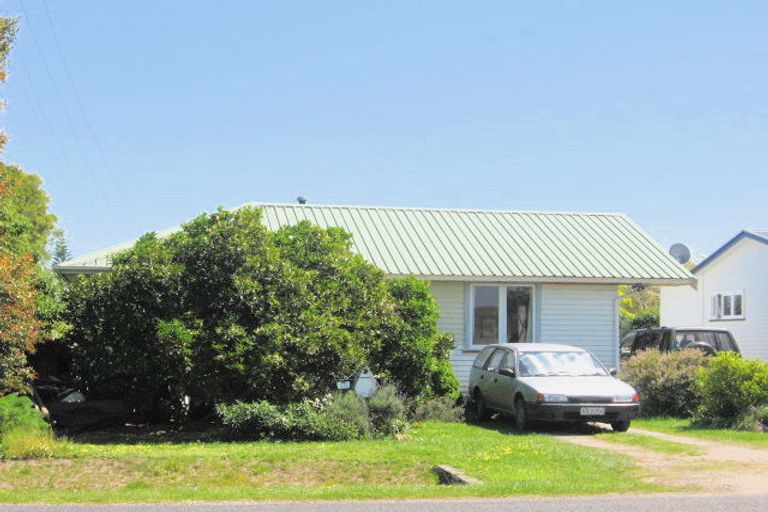 Photo of property in 16 Steed Avenue, Te Hapara, Gisborne, 4010