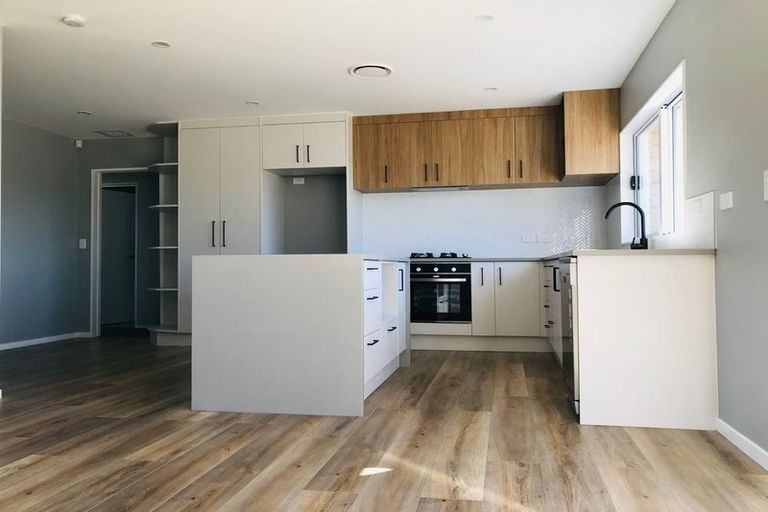 Photo of property in 16 Rainsford Road, Pukekohe, 2120