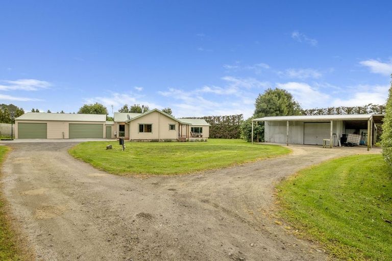 Photo of property in 280 Corbett Road, Paraite, New Plymouth, 4373