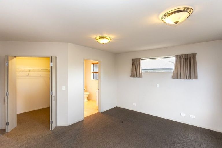 Photo of property in 25 Six Silvers Avenue, Halswell, Christchurch, 8025