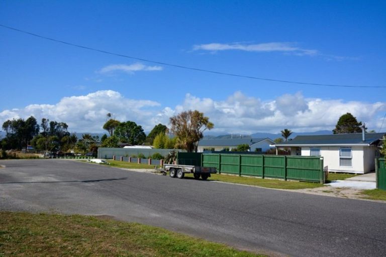Photo of property in 10 Hunter Street, Karamea, 7893