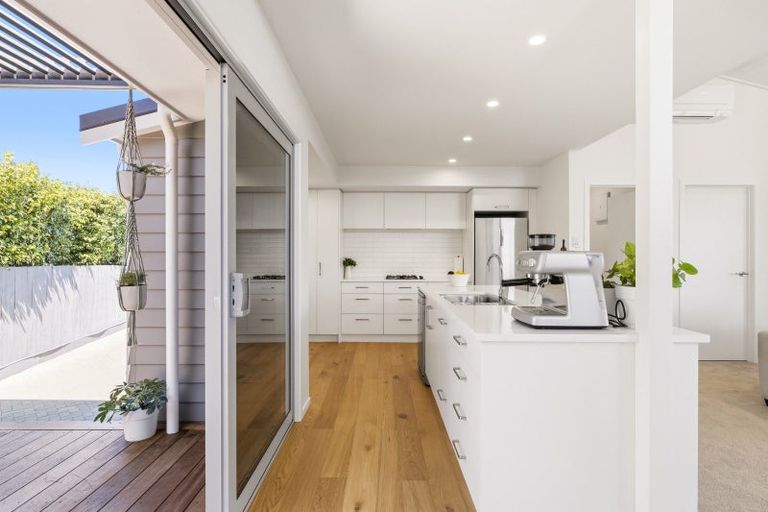 Photo of property in 15 Beachman Grove, Hilltop, Taupo, 3330