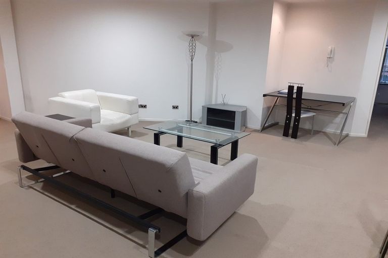 Photo of property in The Quay, 1/332b2 Lambton Quay, Wellington Central, Wellington, 6011