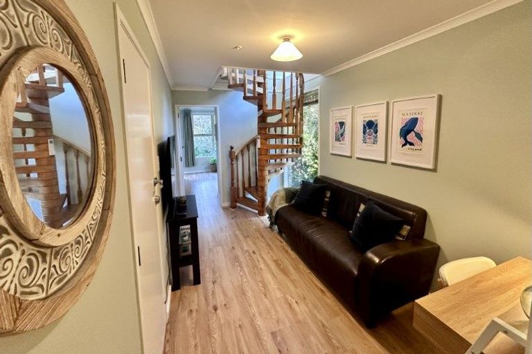 Photo of property in 2 Corlett Road, Plimmerton, Porirua, 5026