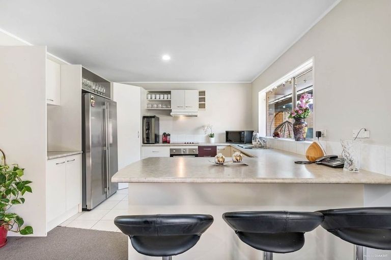 Photo of property in 57 Bellville Drive, Clendon Park, Auckland, 2103