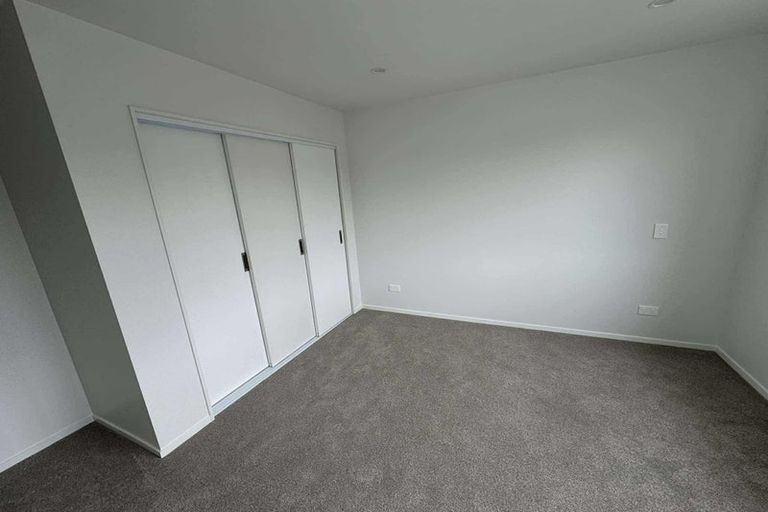 Photo of property in 38 Turtleback Avenue, Whitby, 5024