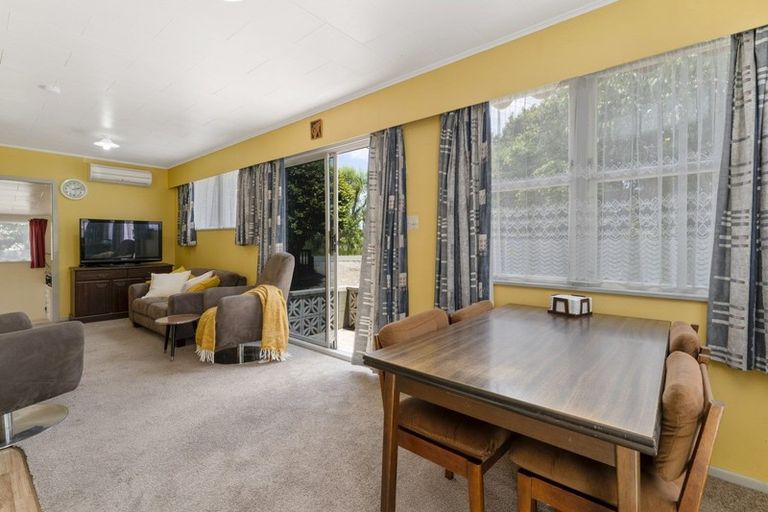 Photo of property in 108 Rahui Road, Otaki, 5512