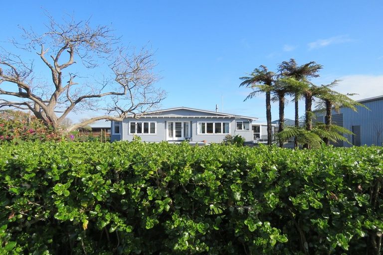 Photo of property in 51 Brougham Street, Westport, 7825