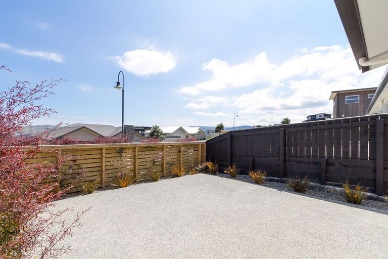 Photo of property in 7 Pacific View, Whitby, Porirua, 5024