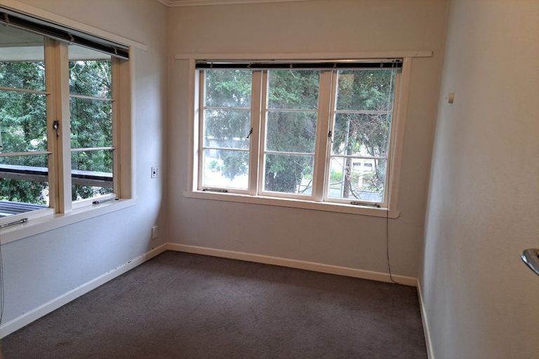 Photo of property in 280 Great South Road, Papakura, 2110