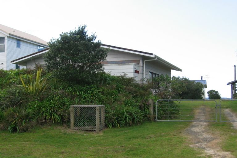 Photo of property in 206 Mangakahia Drive, Whangapoua, Coromandel, 3582