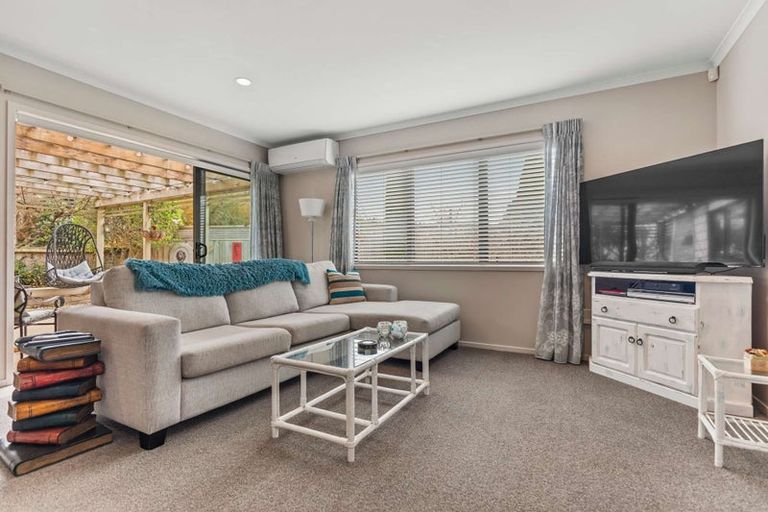 Photo of property in 64 Martyn Street, Waiuku, 2123