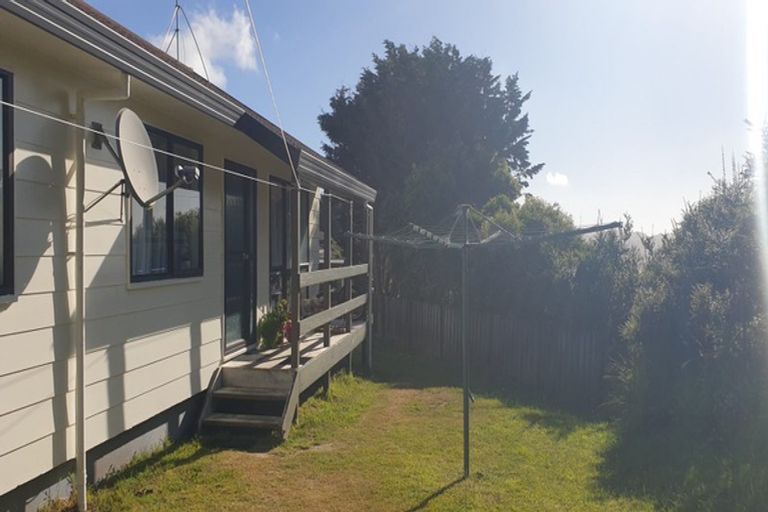 Photo of property in 2/107 Montgomery Avenue, Karori, Wellington, 6012