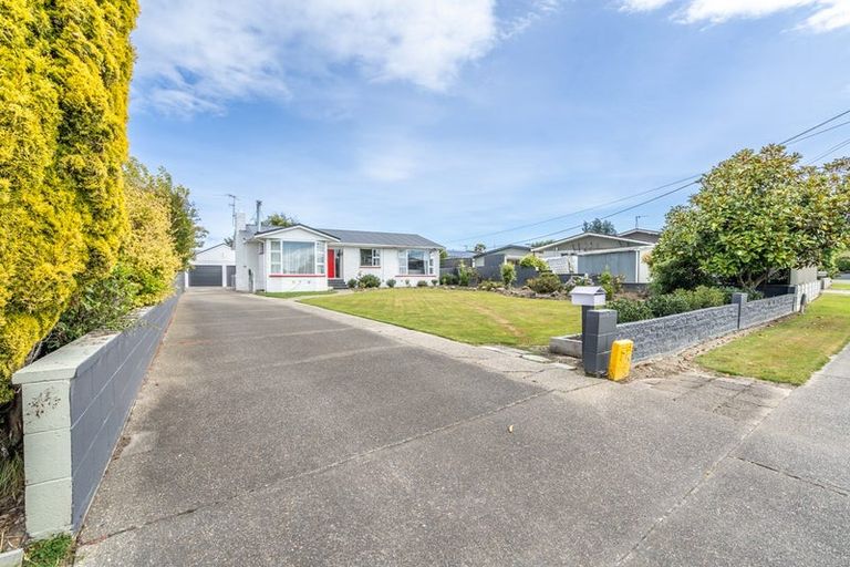 Photo of property in 63 Edinburgh Crescent, Waikiwi, Invercargill, 9810