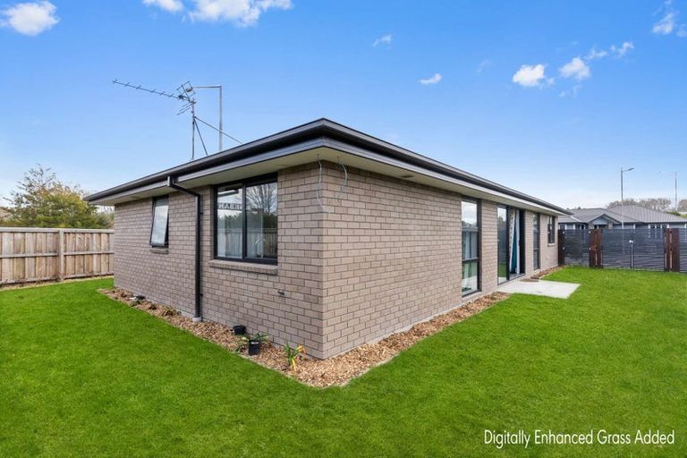 Photo of property in 5 Atap Place, Northwood, Christchurch, 8051