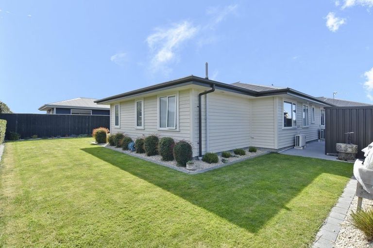 Photo of property in 24 Macphail Avenue, Rangiora, 7400