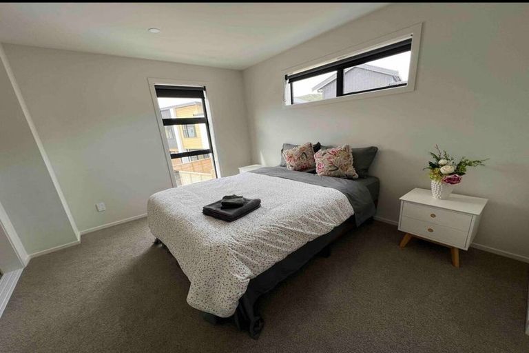 Photo of property in 39 Te Ara O Papatahi, Wainuiomata, Lower Hutt, 5014