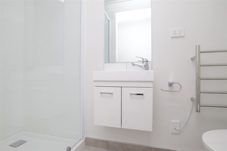 Photo of property in 8/113 Knighton Road, Hillcrest, Hamilton, 3216