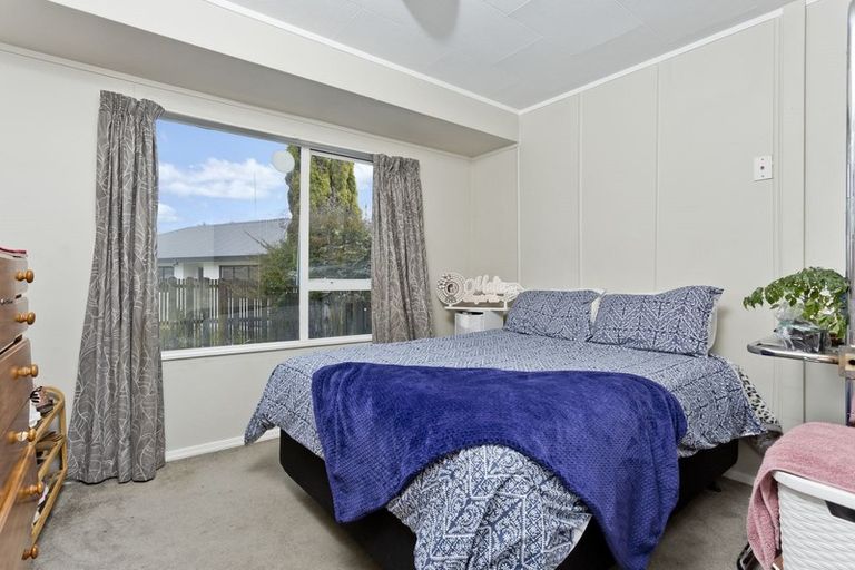 Photo of property in 59 Barbados Drive, Unsworth Heights, Auckland, 0632