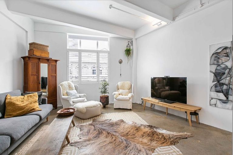 Photo of property in 22 Emily Place, Bellevue, Tauranga, 3110