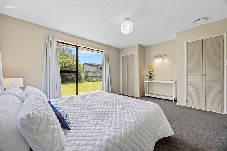 Photo of property in 3 Grove Place, Rangiora, 7400