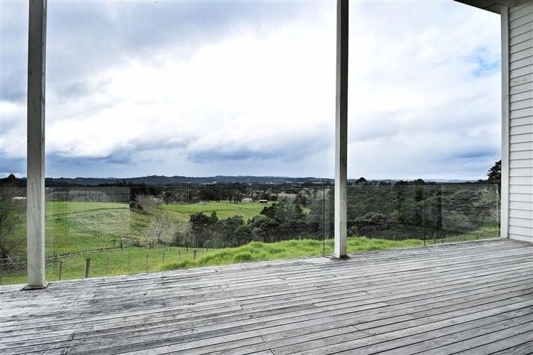 Photo of property in 151 Puke Road, Kumeu, 0891