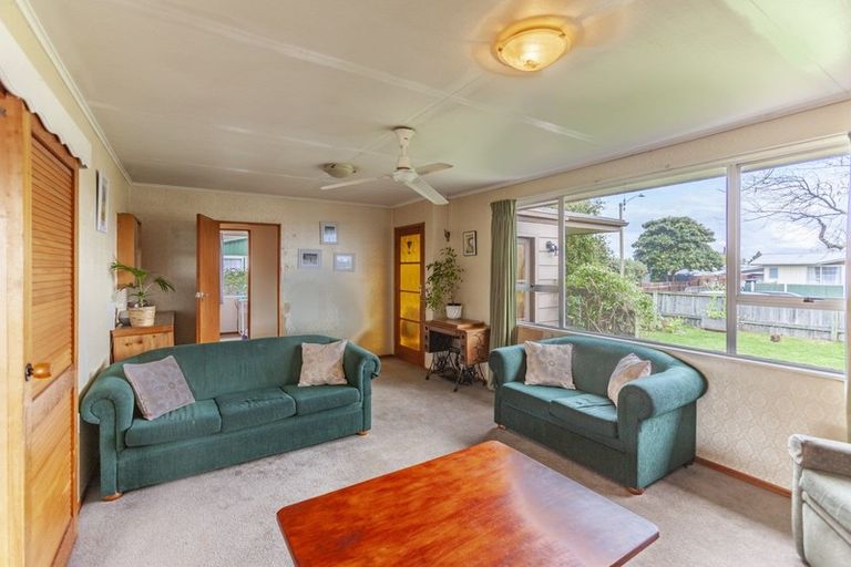 Photo of property in 20 Columbus Crescent, Flaxmere, Hastings, 4120