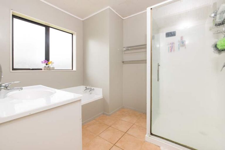 Photo of property in 27 Wakefield Road, Favona, Auckland, 2024