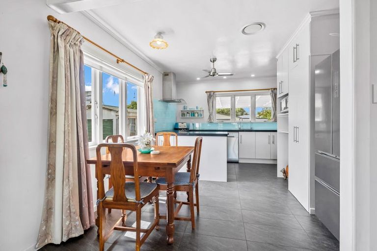 Photo of property in 6 Cobham Place, Tikipunga, Whangarei, 0112