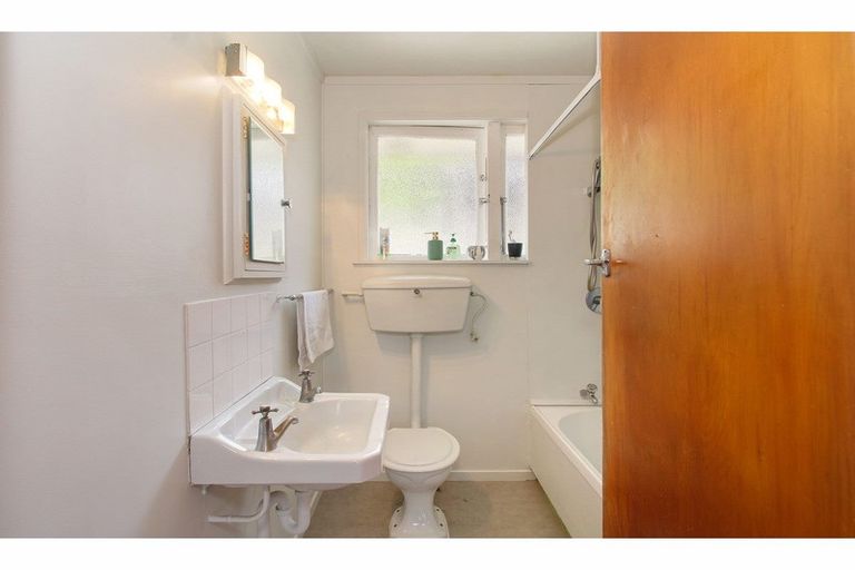 Photo of property in 5/26 Rangatira Road, Birkenhead, Auckland, 0626