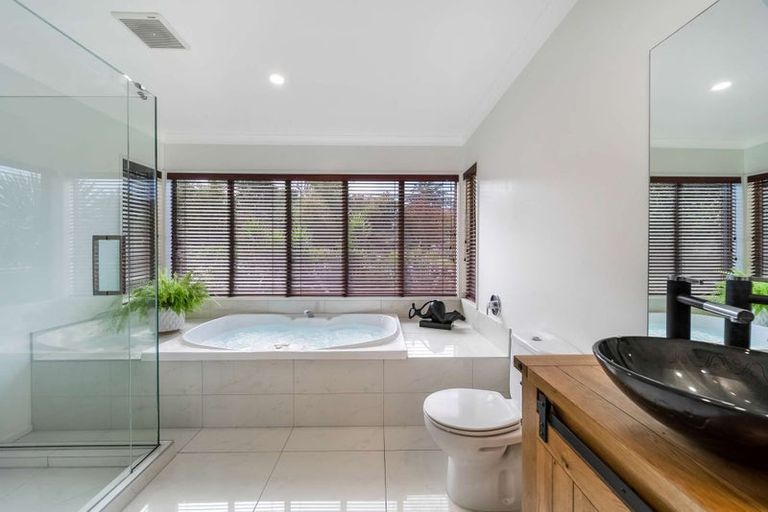 Photo of property in 568 Bower Avenue, Parklands, Christchurch, 8083