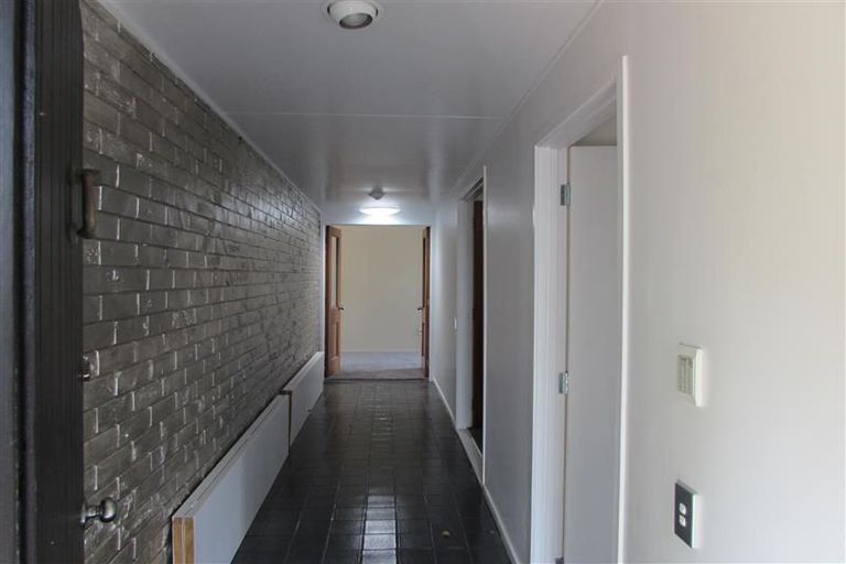 Photo of property in 46 Grenada Avenue, Forrest Hill, Auckland, 0620