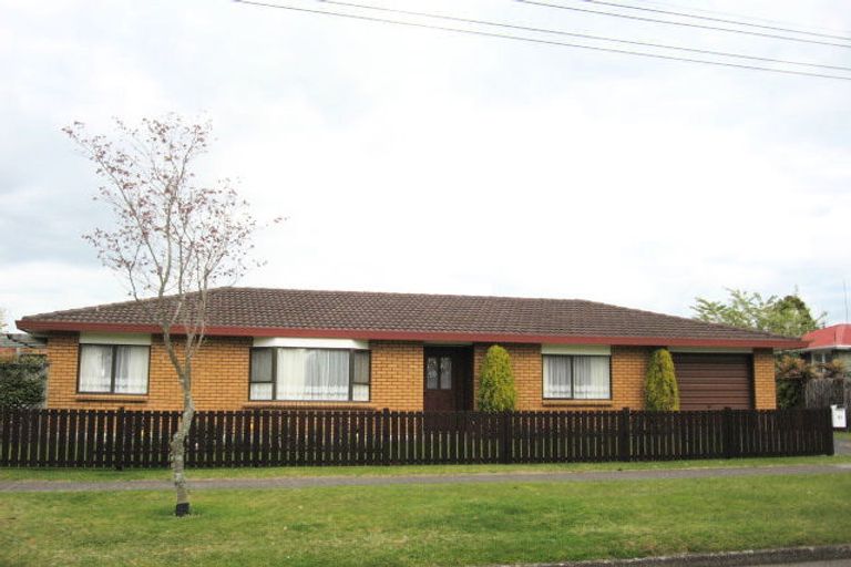 Photo of property in 8a Rutland Street, Utuhina, Rotorua, 3015
