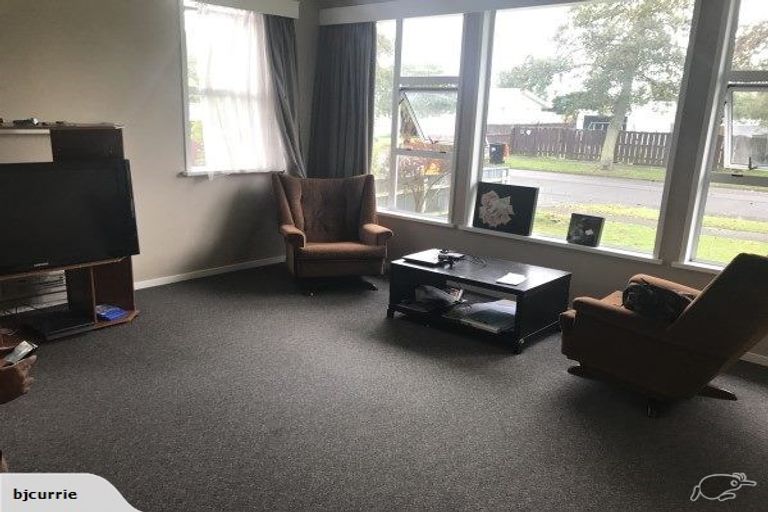 Photo of property in 23 Monowai Place, Westbrook, Palmerston North, 4412