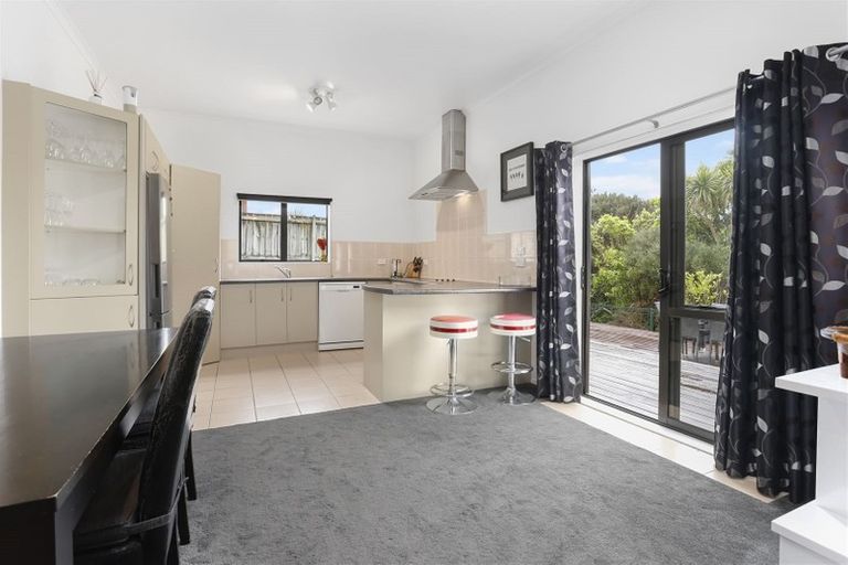 Photo of property in 11a Westglen Place, Ranui, Auckland, 0612