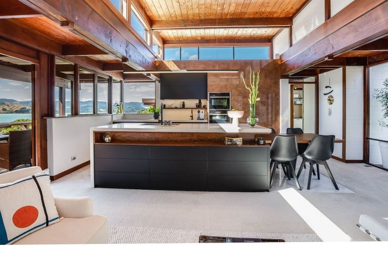 Photo of property in 182 Paremata Road, Paremata, Porirua, 5024