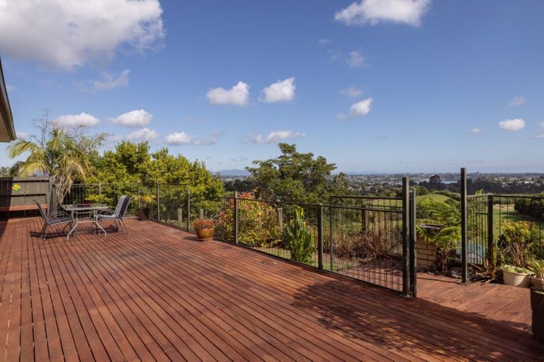 Photo of property in 6 Penny Place, Welcome Bay, Tauranga, 3175