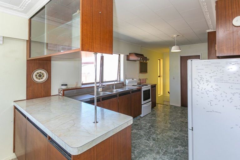 Photo of property in 107 Titiro Place, Onemana, Whangamata, 3691