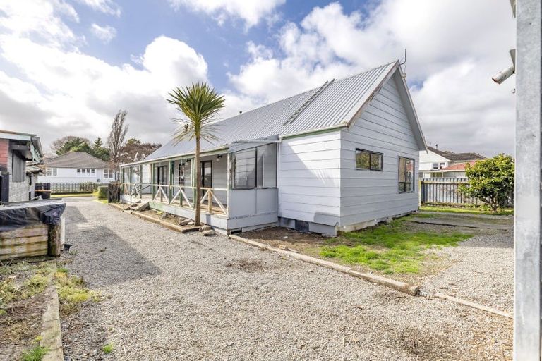 Photo of property in 4 Ngarimu Street, Roslyn, Palmerston North, 4414