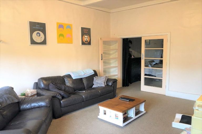 Photo of property in 6 Wakefield Street, Welbourn, New Plymouth, 4310