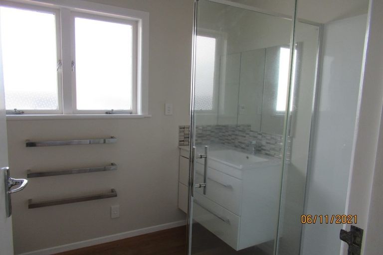 Photo of property in 97 Royal Road, Massey, Auckland, 0614