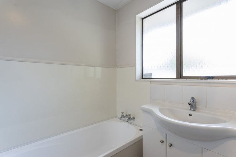 Photo of property in 2/156 Canon Street, Edgeware, Christchurch, 8013