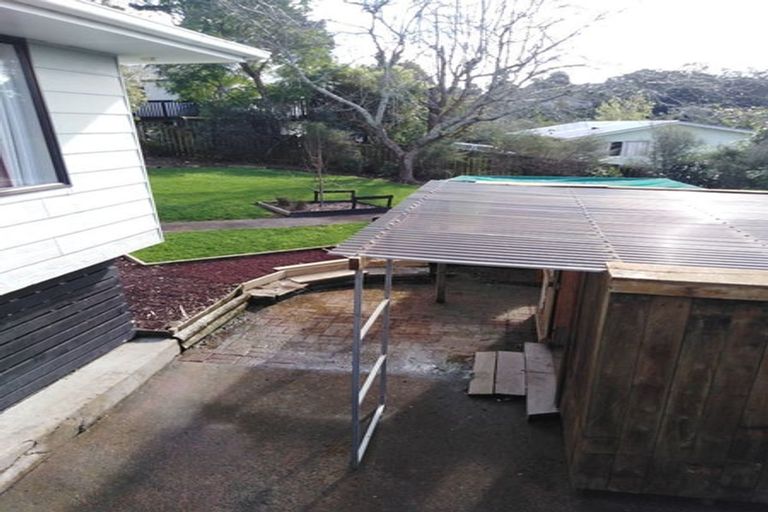 Photo of property in 11 Arde Place, Massey, Auckland, 0614