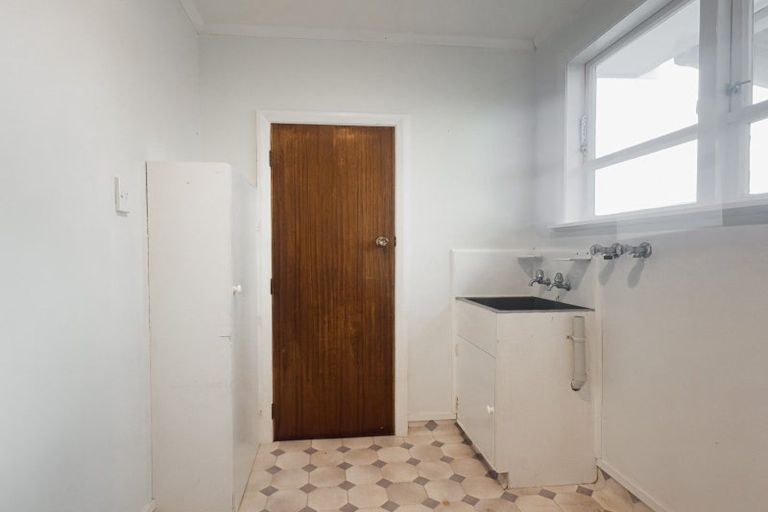 Photo of property in 241 Vogel Street, Roslyn, Palmerston North, 4414