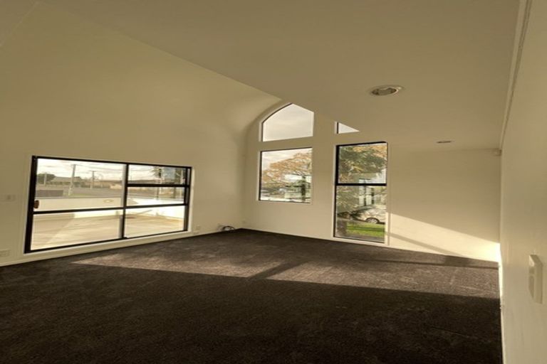 Photo of property in 32a Elliot Street, Howick, Auckland, 2014