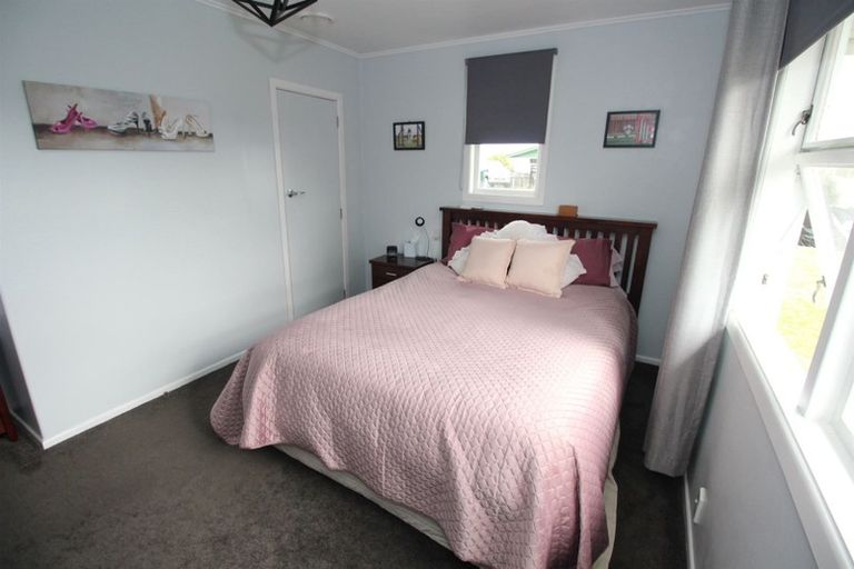 Photo of property in 4 Ngatuku Place, Tokoroa, 3420